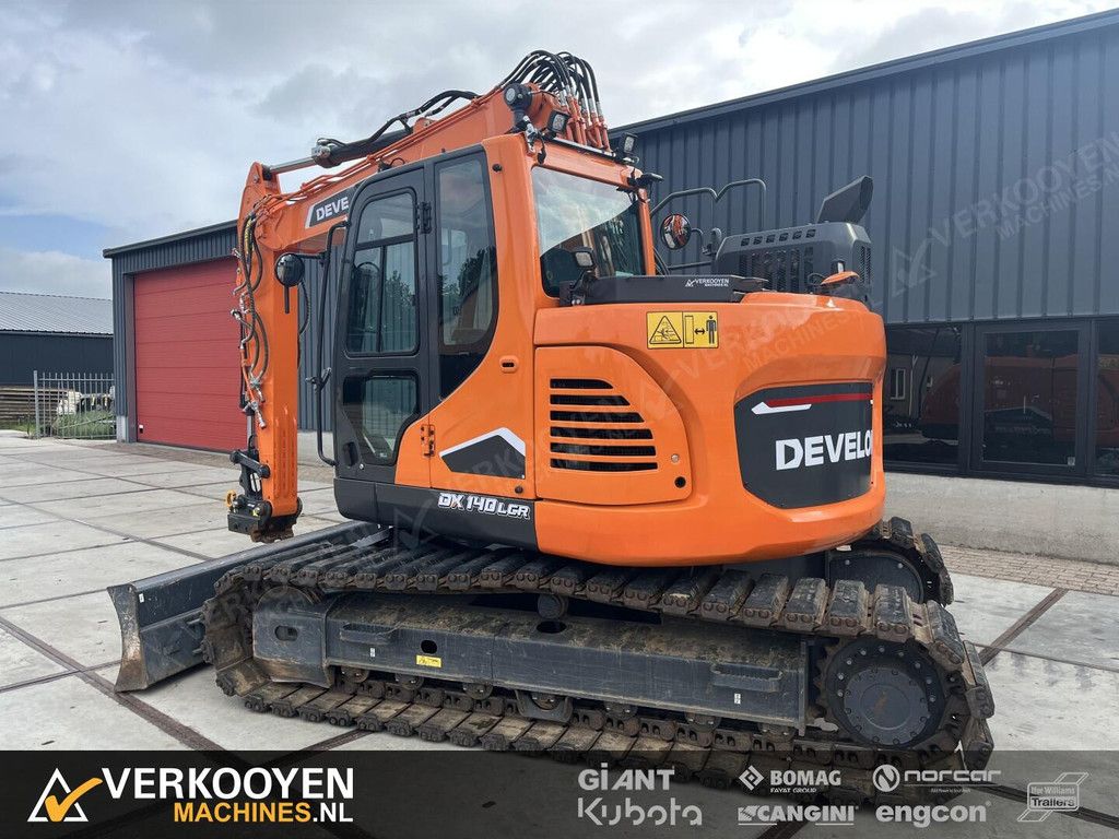 2023 Doosan DX140 LCR-7 VK10818 Develon