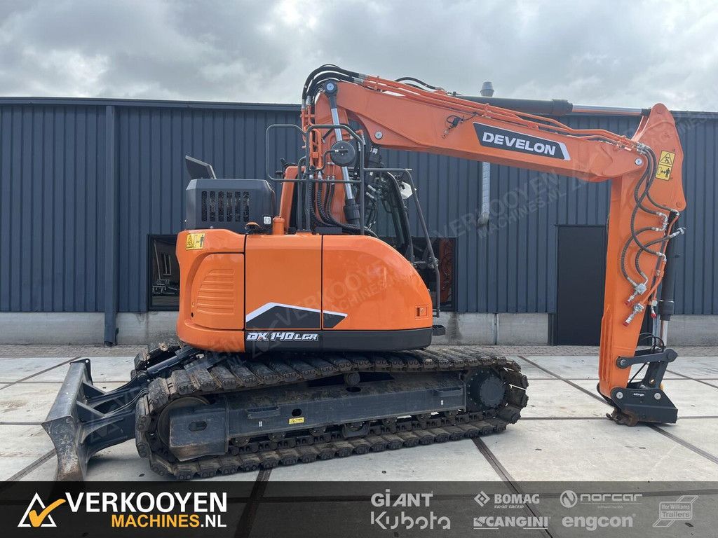 2023 Doosan DX140 LCR-7 VK10818 Develon