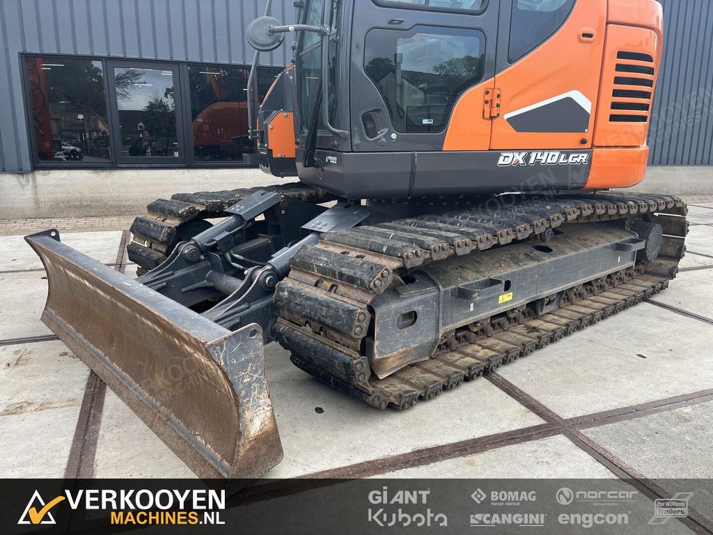 2023 Doosan DX140 LCR-7 VK10818 Develon