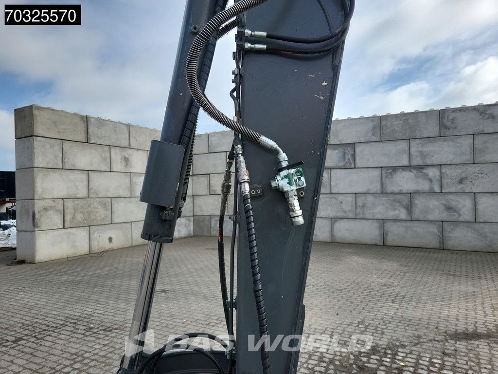 Volvo EW60 E A/C - 3 Buckets
