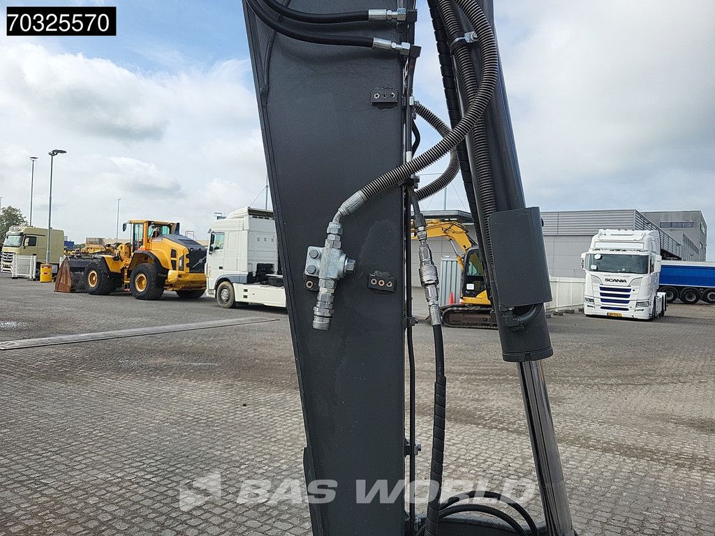 Volvo EW60 E A/C - 3 Buckets