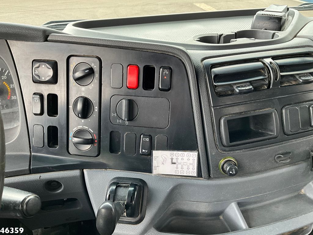 Mercedes-Benz Axor 2633 6x4 Hiab 16 Tonmeter laadkraan Manual Steel suspension