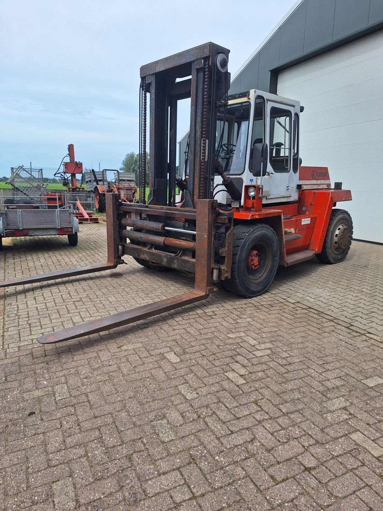 Te koop Kalmar DC8/600 in zeer goede staat.