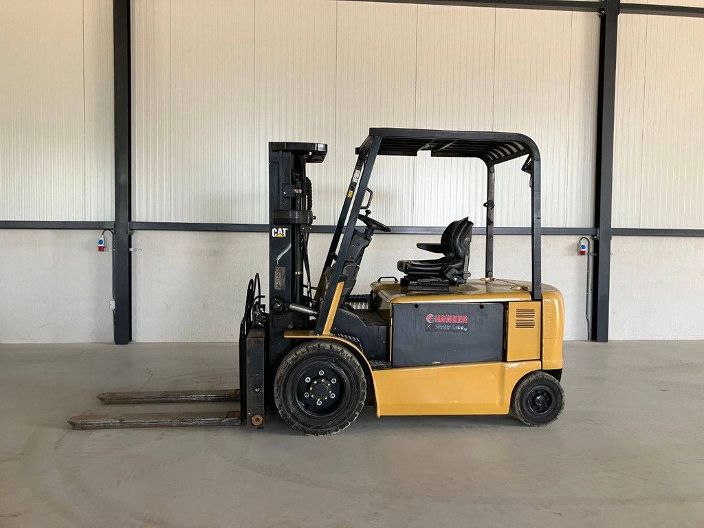 Gabelstapler Caterpillar EP30K-PAC Elektro 3000 kg 4,7 m 2009