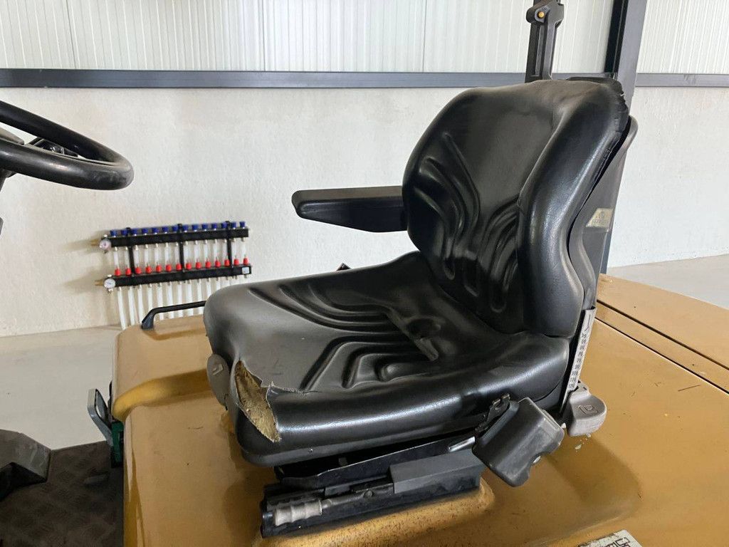 Gabelstapler Caterpillar EP30K-PAC Elektro 3000 kg 4,7 m 2009