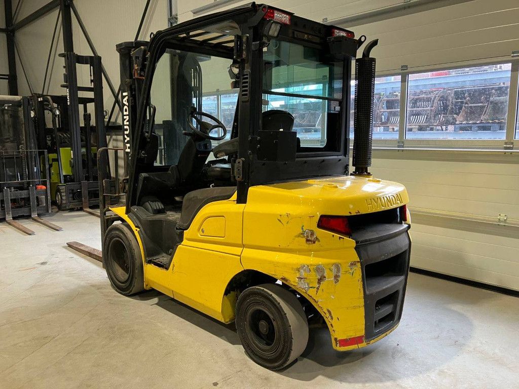 Gabelstapler Hyundai 30D-9E Diesel 3000kg 4,7m 2017