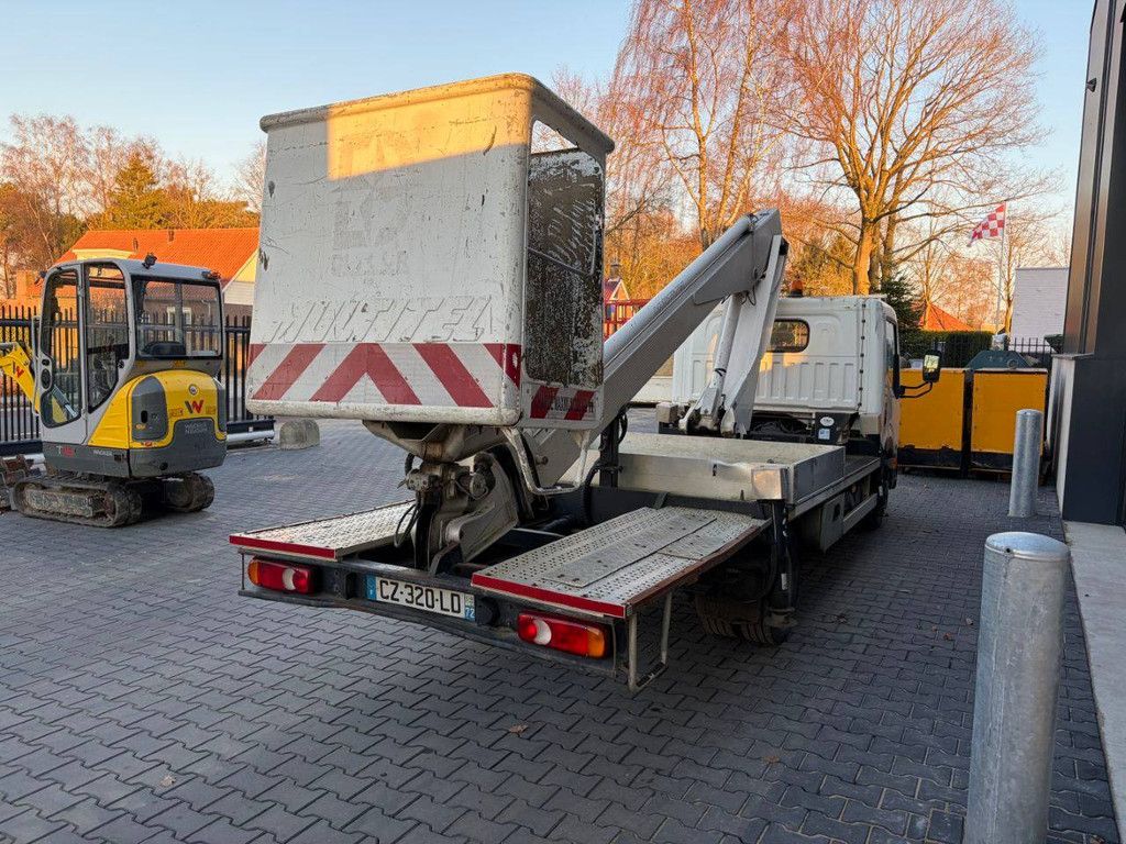 Nissan Cabstar selbstfahrende Hubarbeitsbühne mit Multitel 160ALU 16,5 m Hubarbeitsbühne, Baujahr 2008