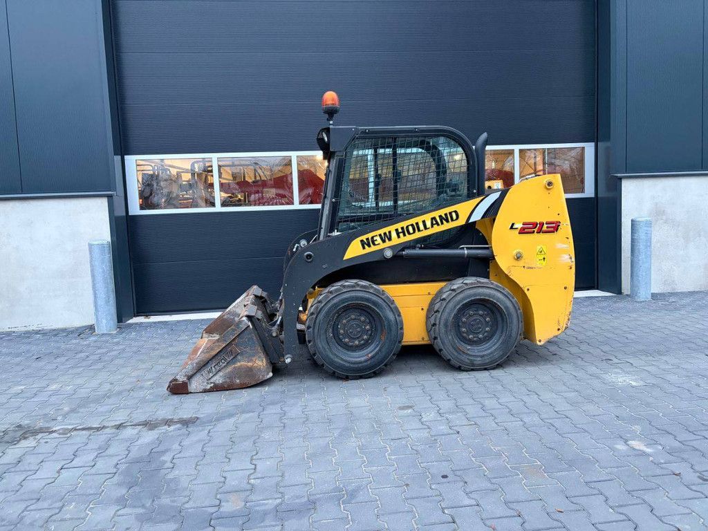 Skid steer loader New Holland L213 Diesel 2018