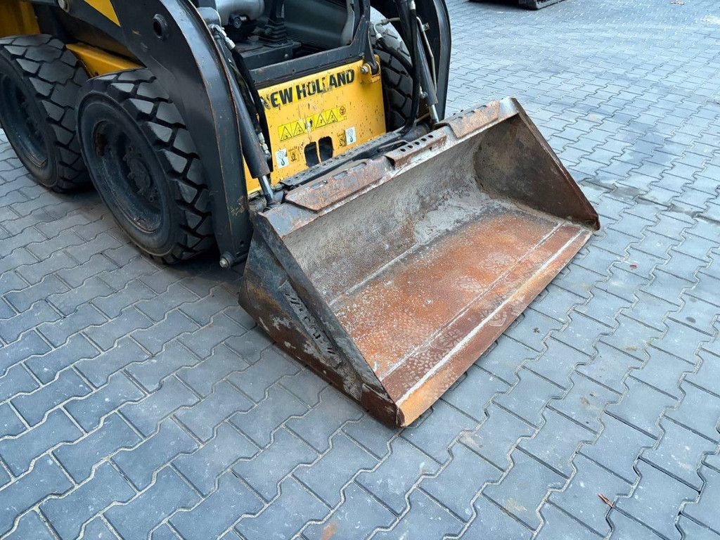 Skid steer loader New Holland L213 Diesel 2018
