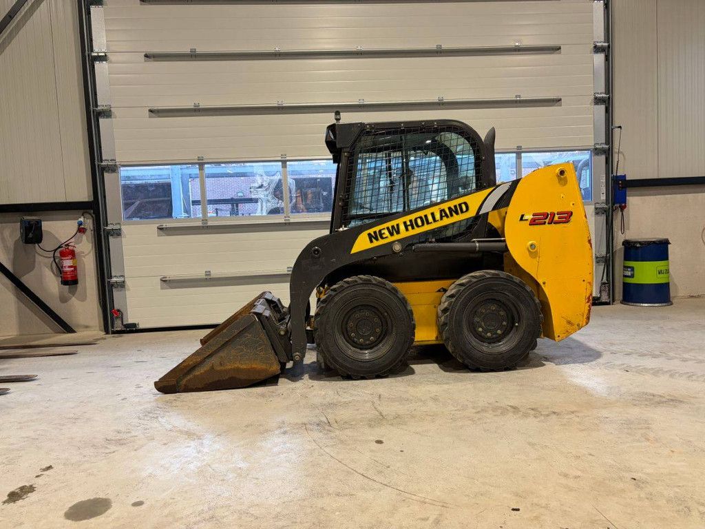 Skid steer loader New Holland L213 Diesel 36kW 2018