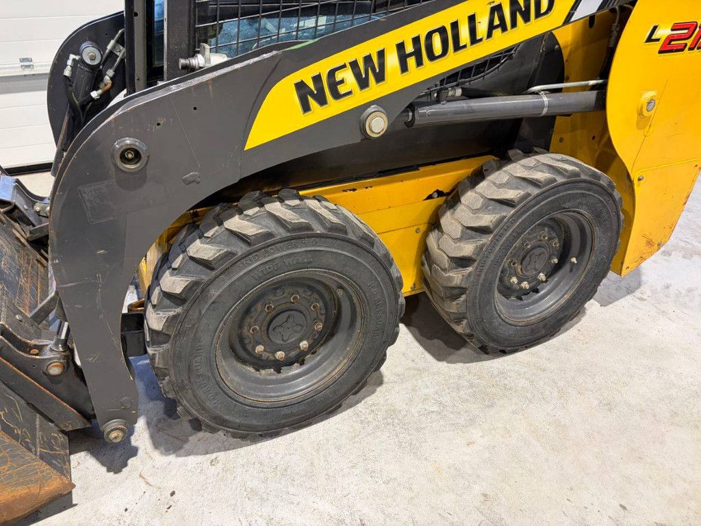 Skid steer loader New Holland L213 Diesel 36kW 2018