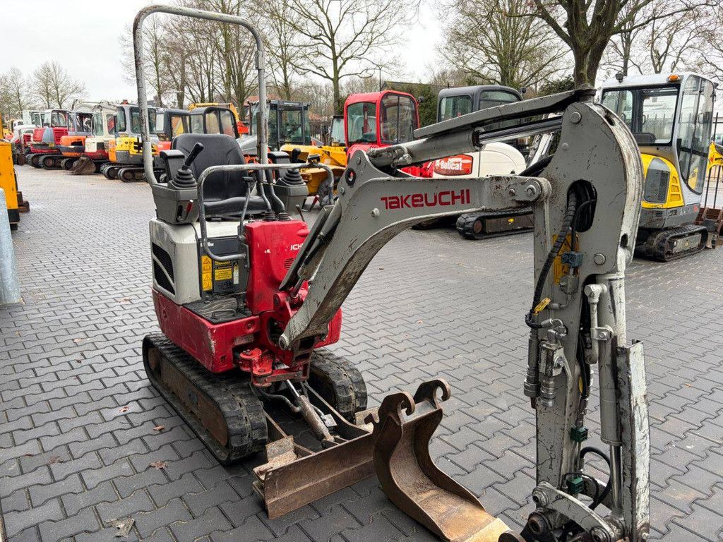 Minibagger Takeuchi TB210R Diesel 8,8 kW 2015