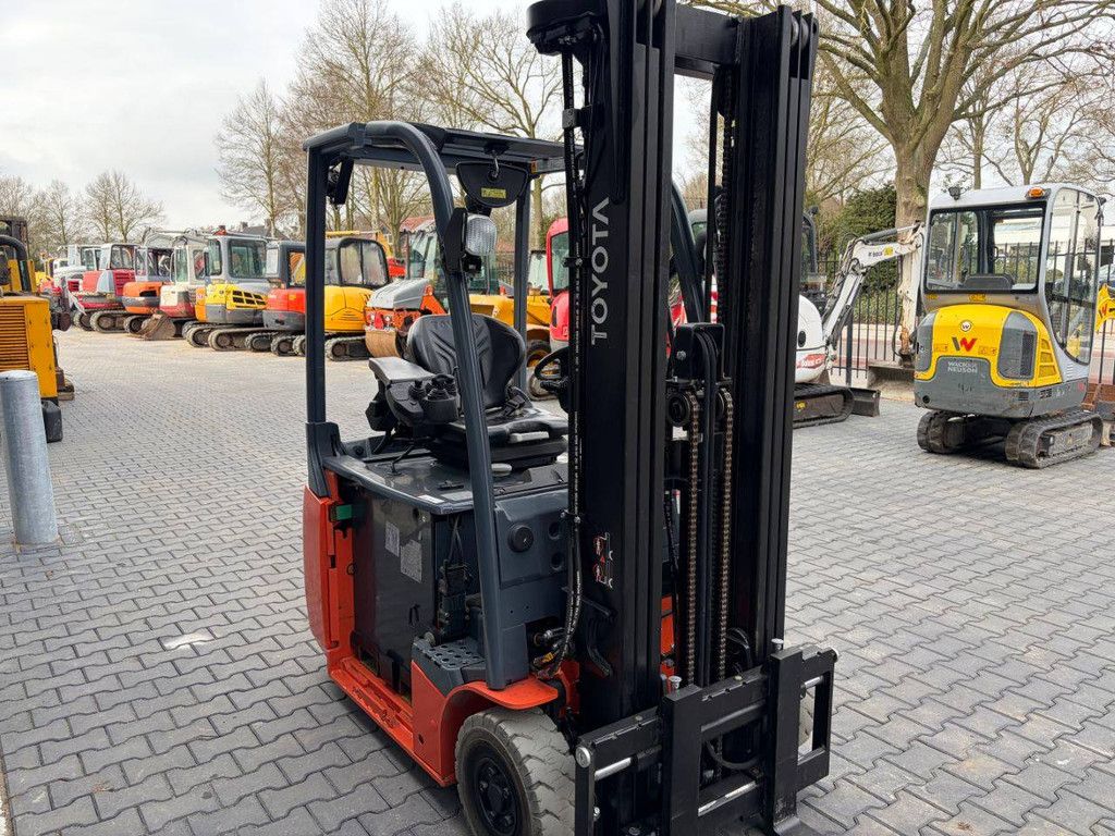 Toyota 8FBEK16T Electric Forklift 1600kg 5.0m 2017