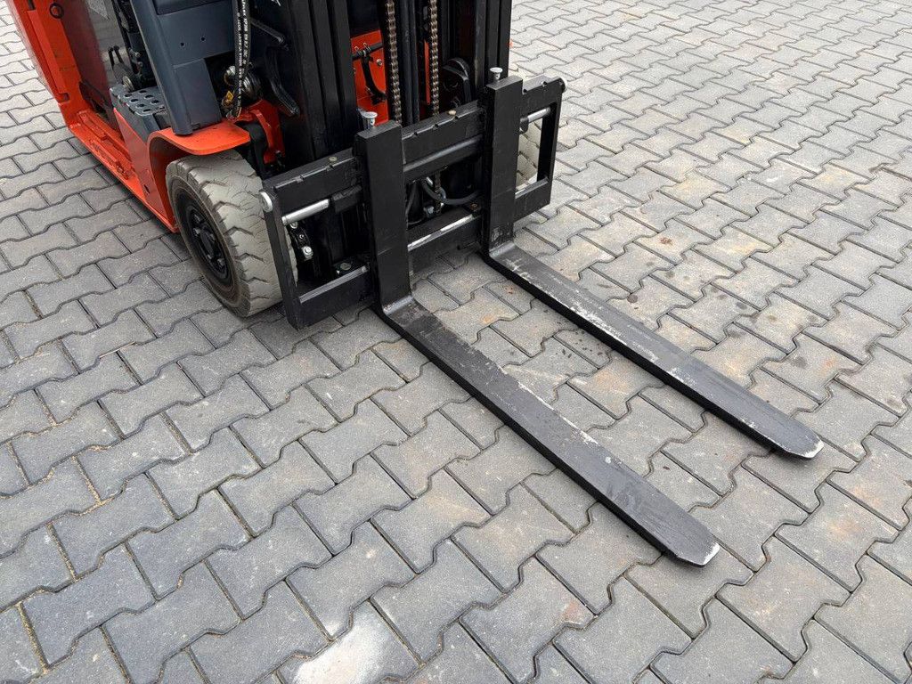 Toyota 8FBEK16T Electric Forklift 1600kg 5.0m 2017
