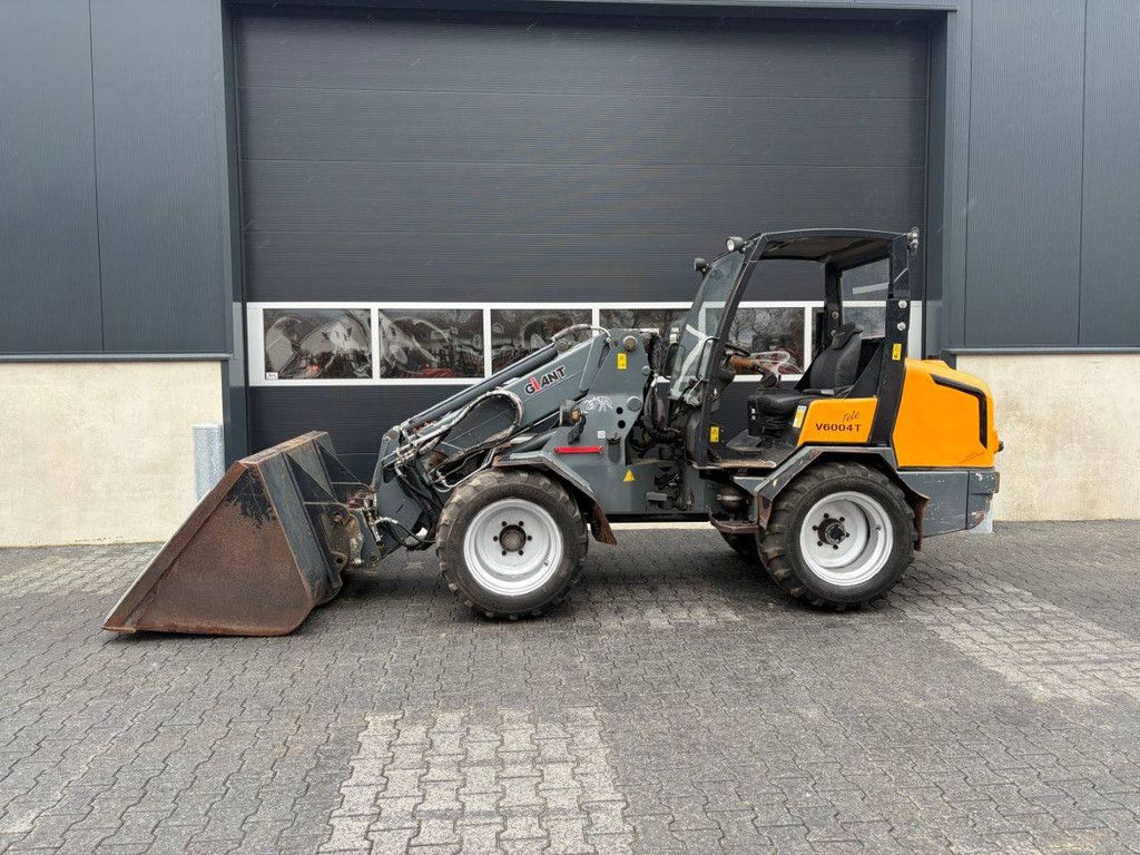 Giant V6004T TELE Diesel Wheel Loader 44kW 2011