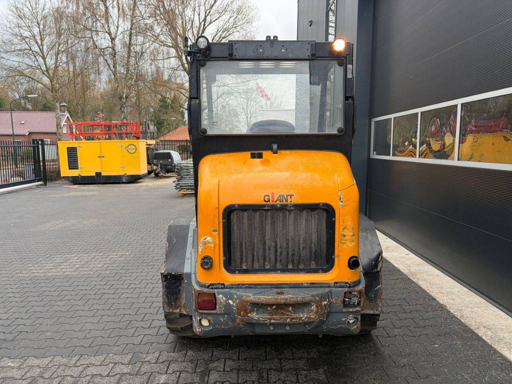 Giant V6004T TELE Diesel Wheel Loader 44kW 2011