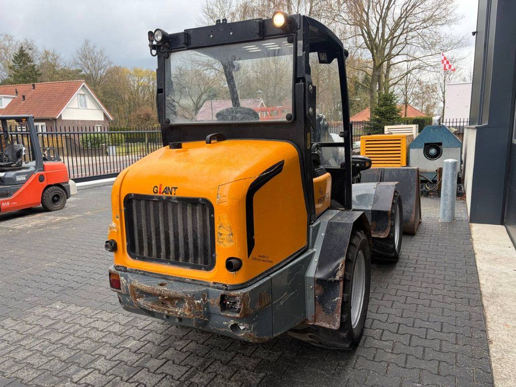 Giant V6004T TELE Diesel Wheel Loader 44kW 2011