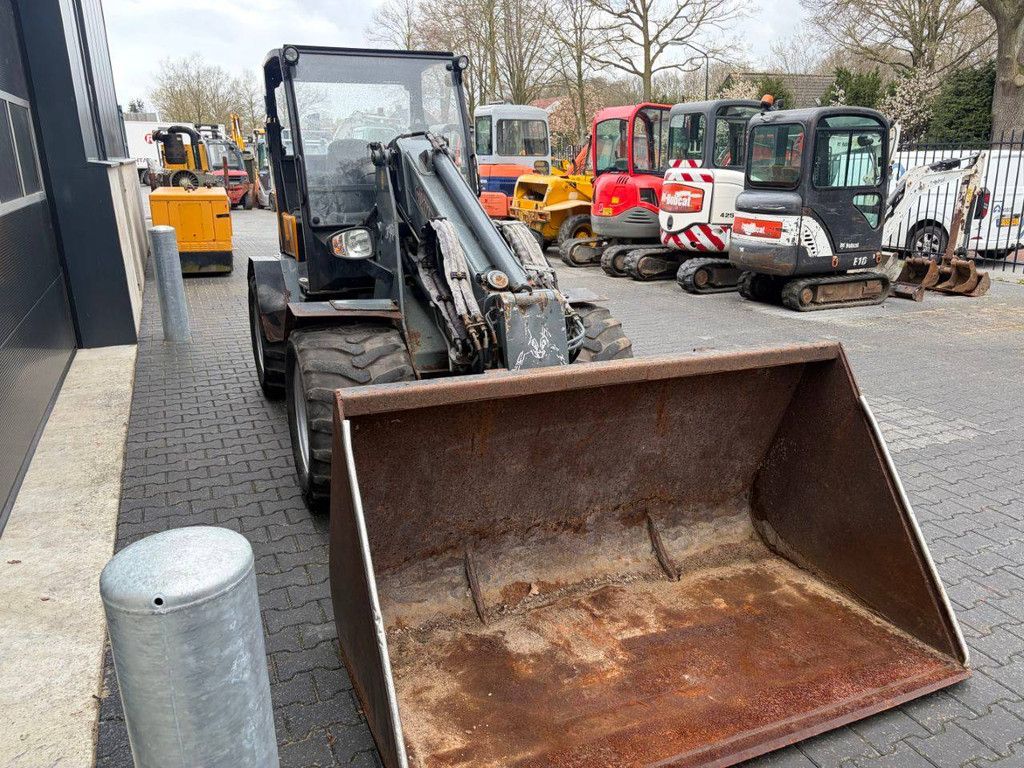 Giant V6004T TELE Diesel Wheel Loader 44kW 2011