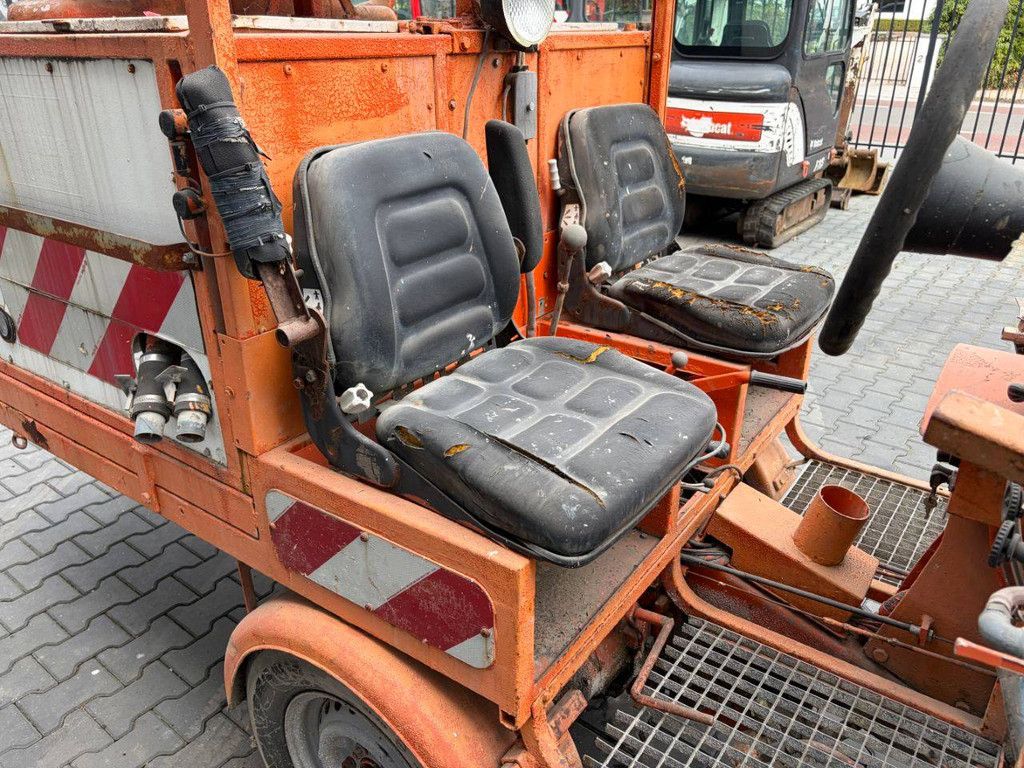 Road marking machine Hoffmann Diesel