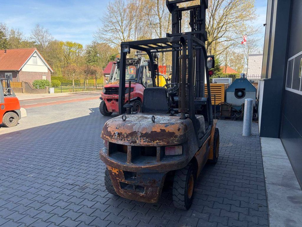 Gabelstapler Samsung SF30D Diesel 2500 kg 4,5 m 1998