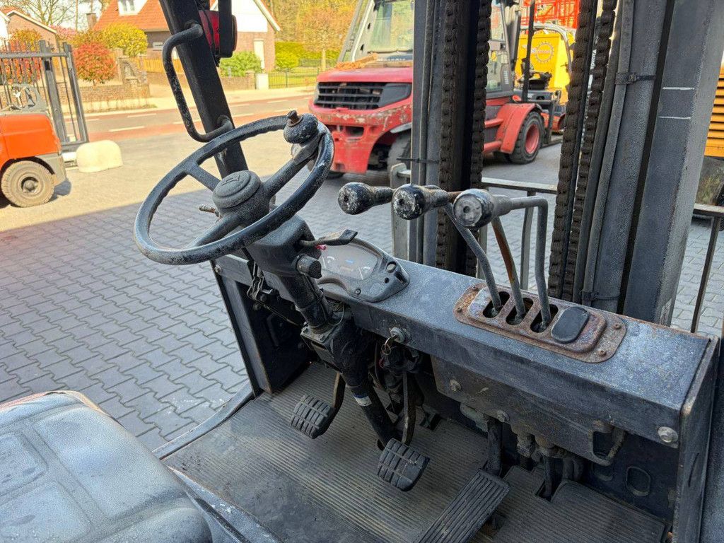 Gabelstapler Samsung SF30D Diesel 2500 kg 4,5 m 1998