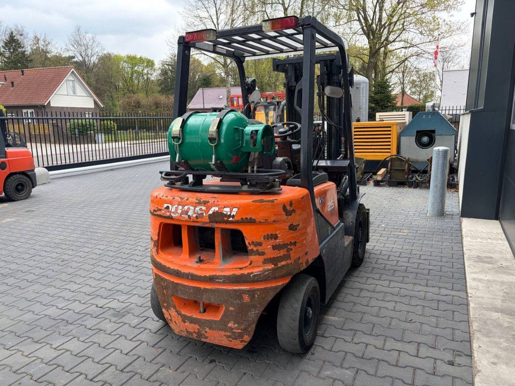 Doosan GX25 LPG Forklift 2500kg 2012