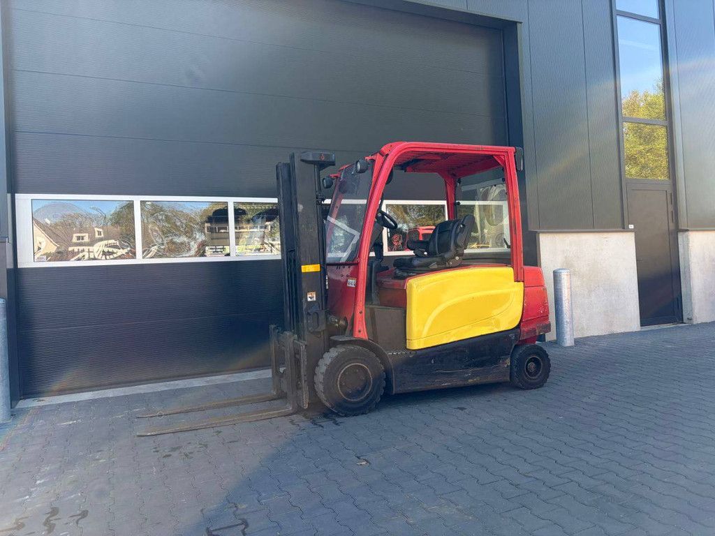 Hyster J3.5XN Electric Forklift 3340kg 4.61m 2013