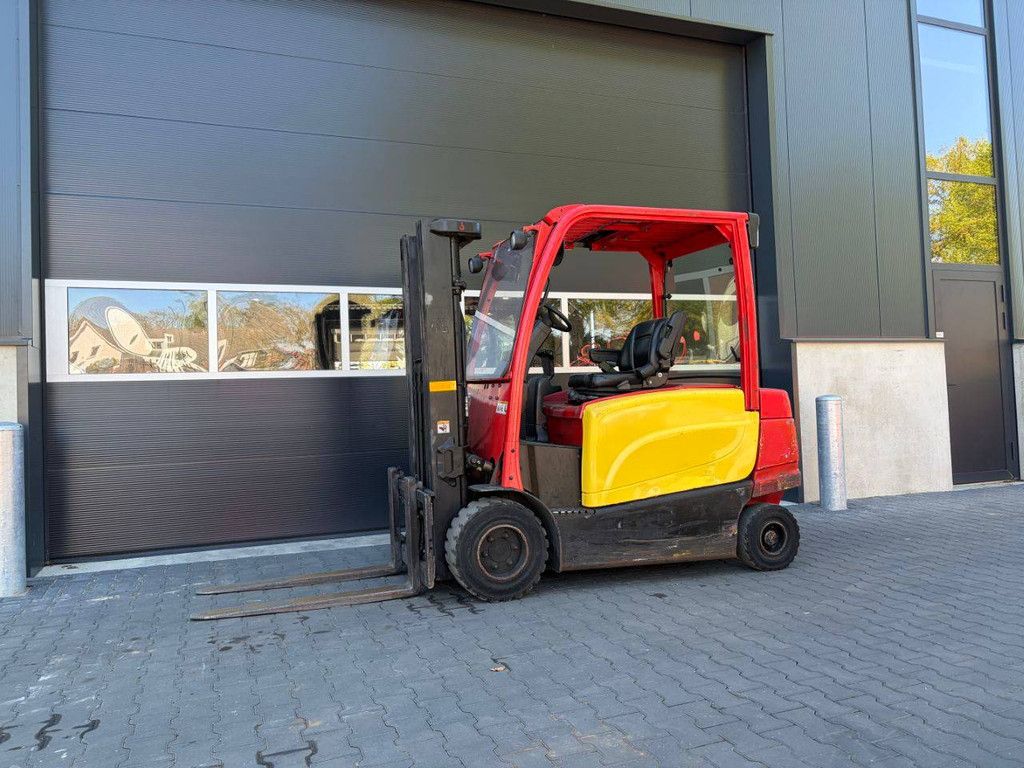 Hyster J3.5XN Electric Forklift 3340kg 4.61m 2013