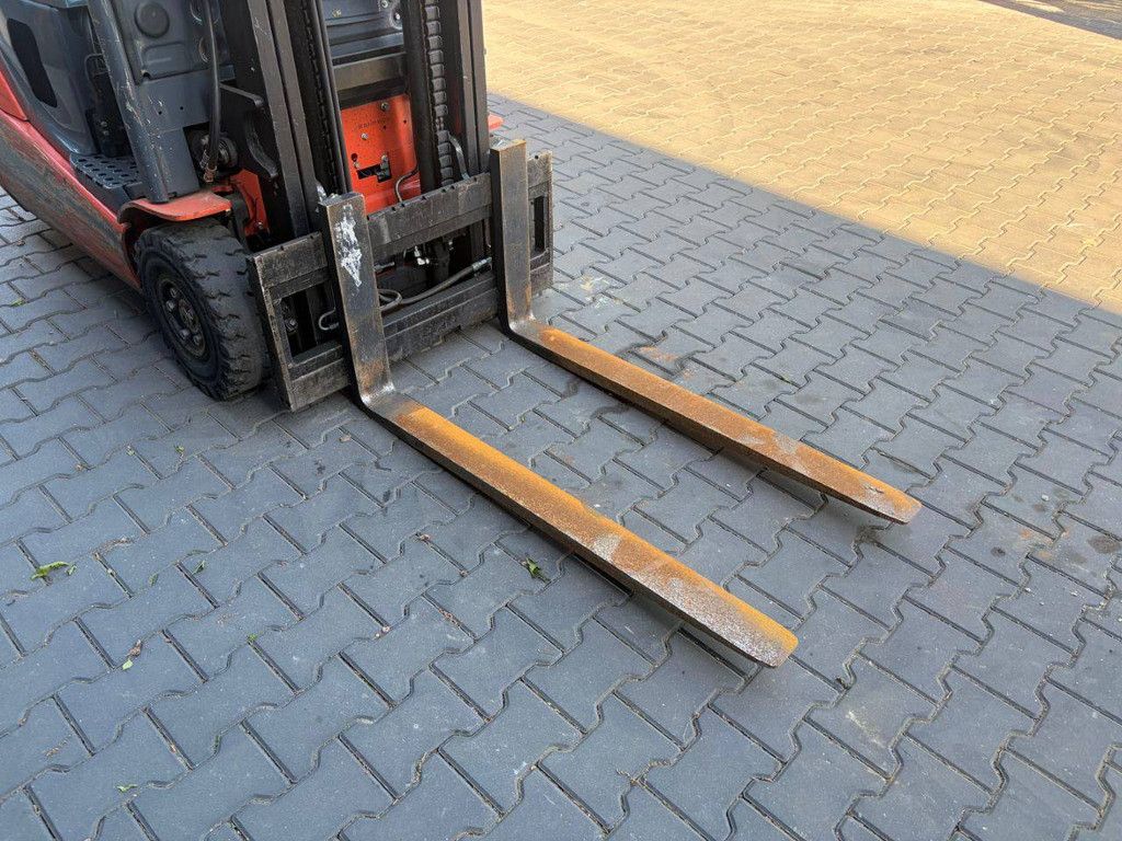 Toyota 8FBEK16T Electric Forklift 1600kg 3.3m 2020