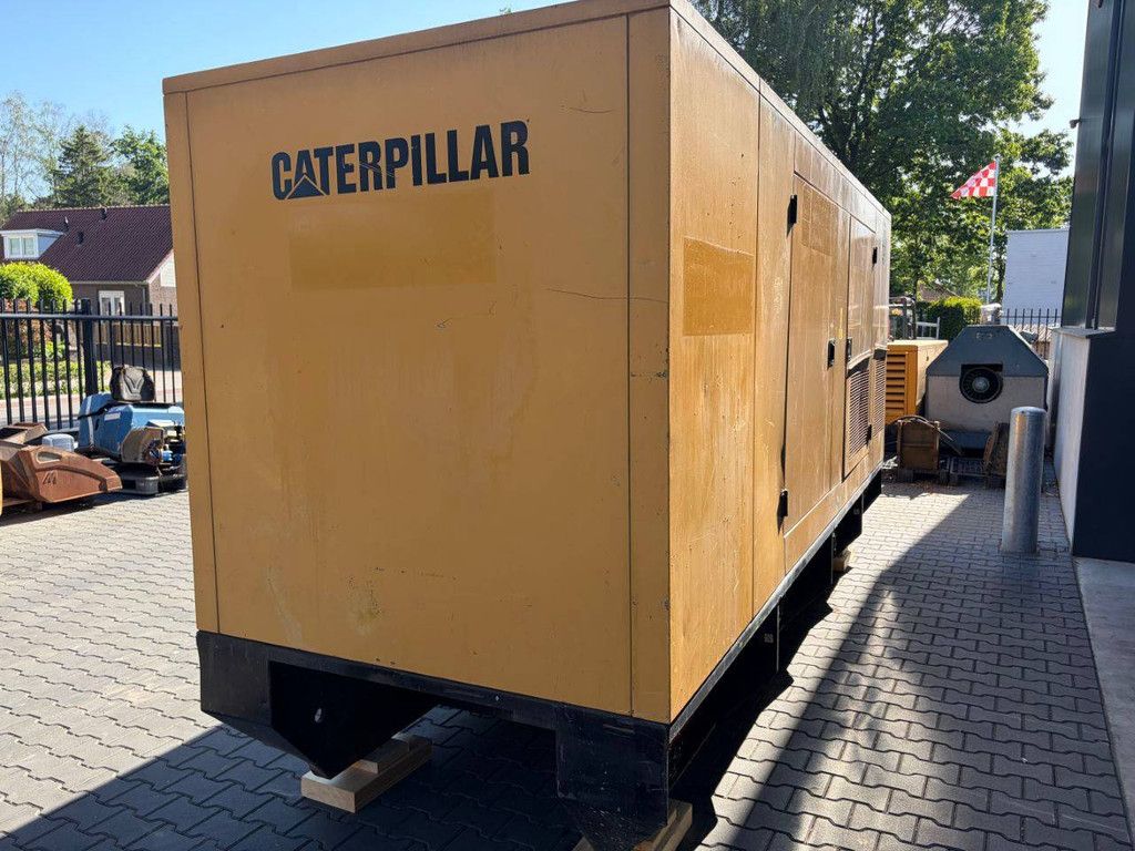 Caterpillar 300 Dieselgenerator, 300 kVA, Baujahr 2004