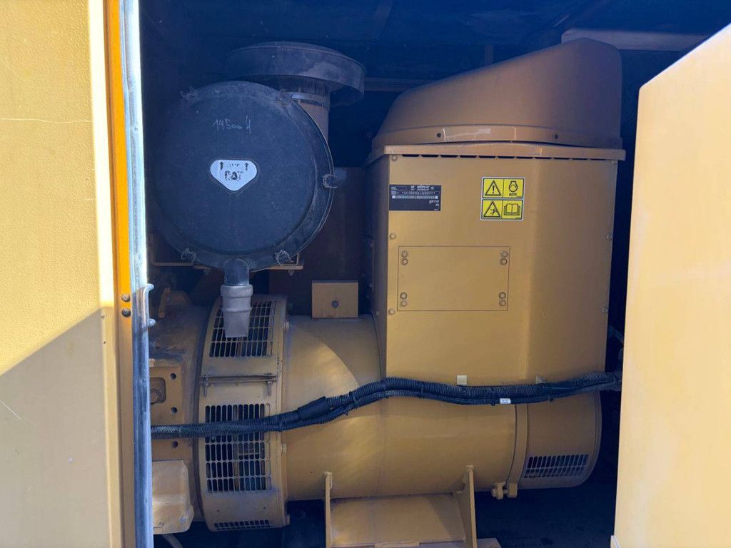 Caterpillar 300 Dieselgenerator, 300 kVA, Baujahr 2004