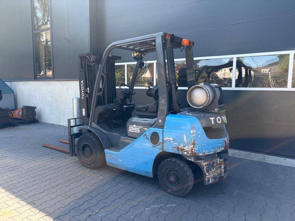 Forklift Toyota 06-8FG25F LPG 2500kg 4.3m 2019