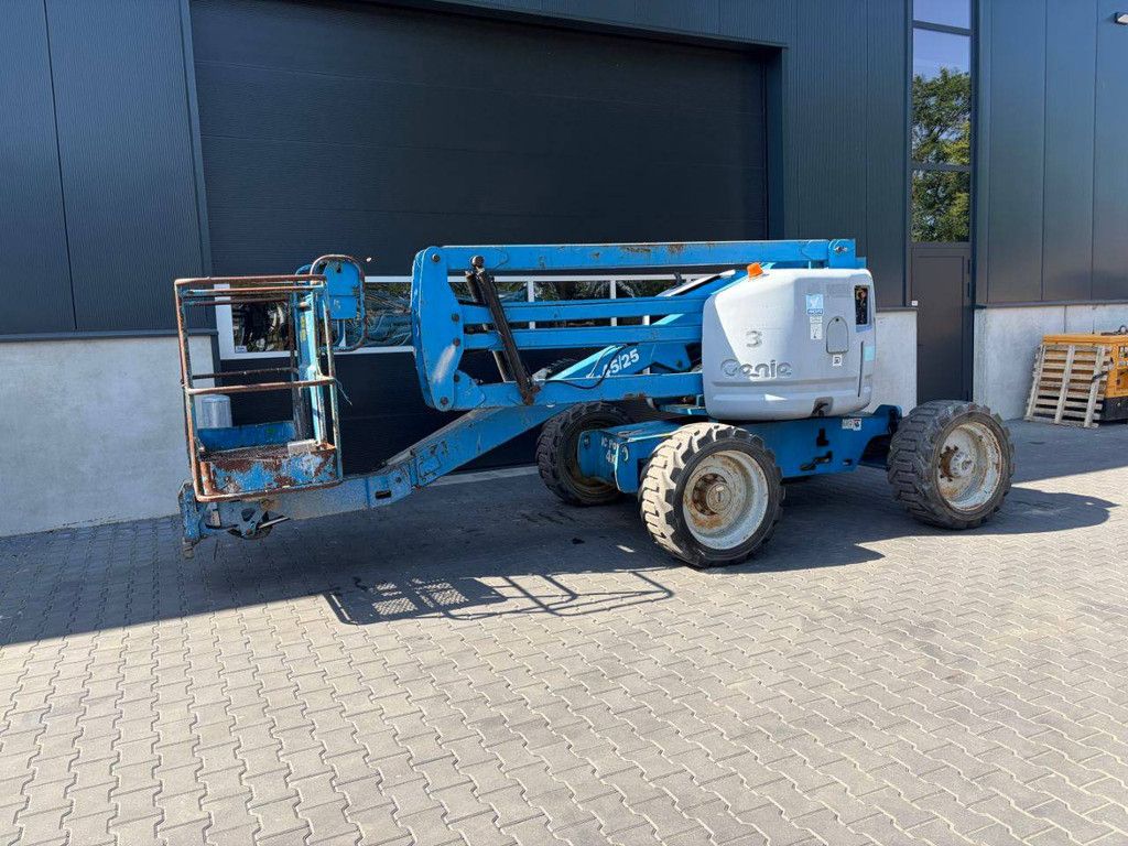 Articulating boom lift Genie Z-45/25 Diesel 227kg 15.9m 2005