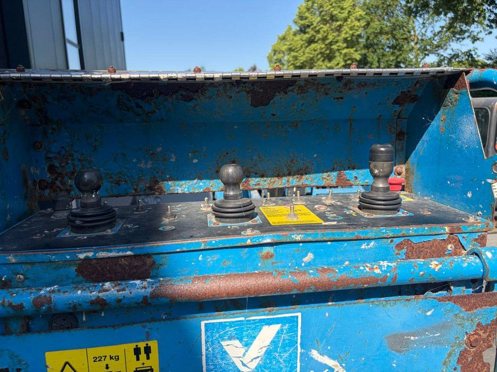 Articulating boom lift Genie Z-45/25 Diesel 227kg 15.9m 2005