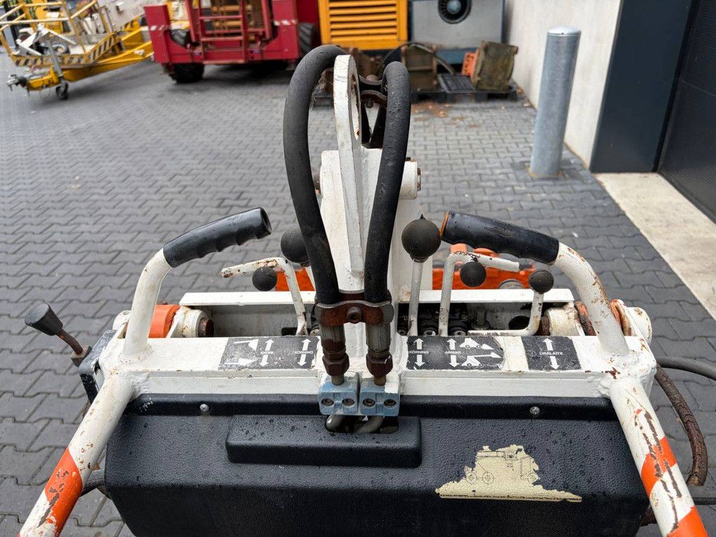 Wiljam VL100 Petrol Skid Steer Loader