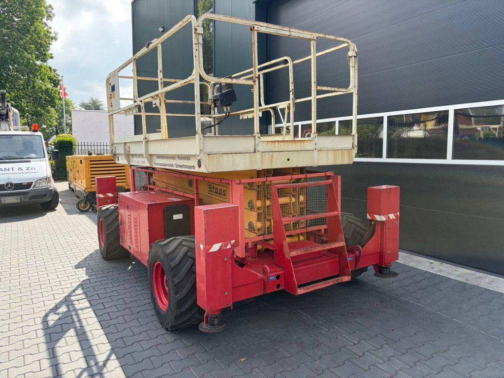 Scissor Lift JLG 33RTS Diesel 570kg 12.1m 2002