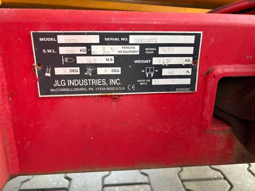 Scissor Lift JLG 33RTS Diesel 570kg 12.1m 2002