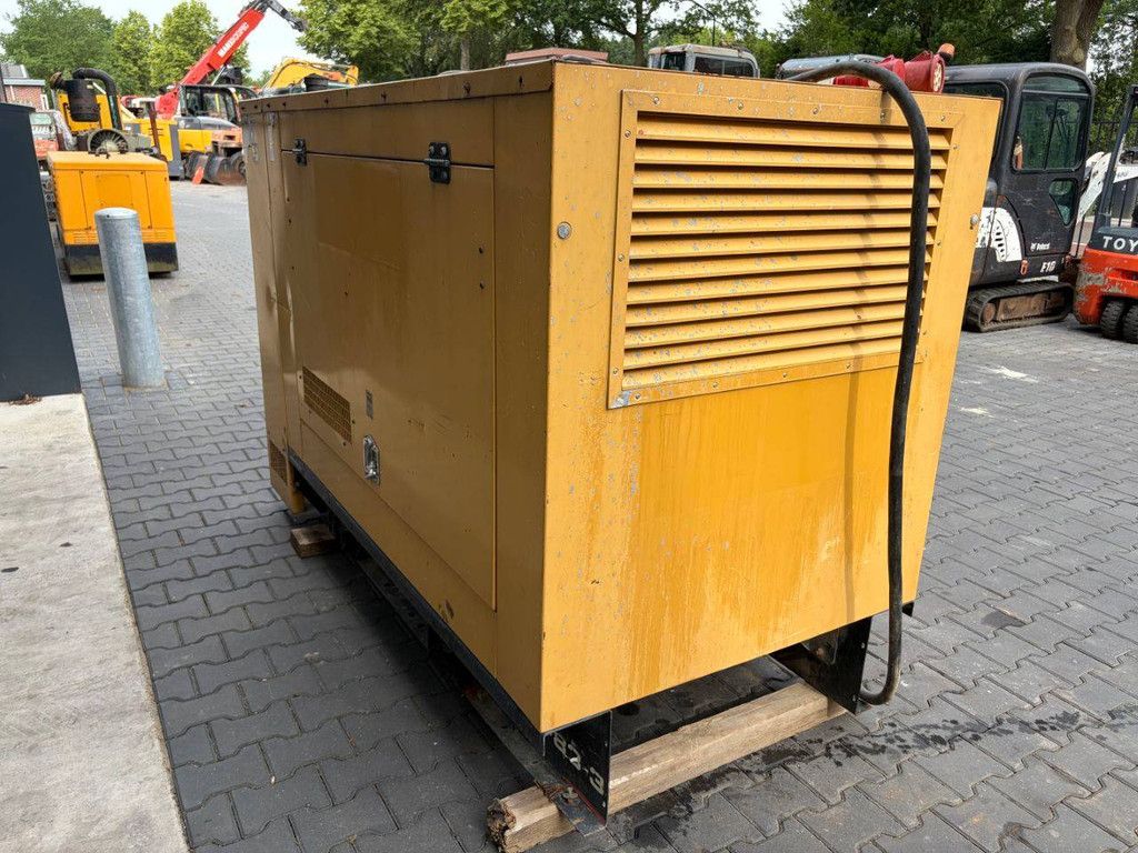 Generator Olympian GEP83-3 Diesel 75kVA 2004