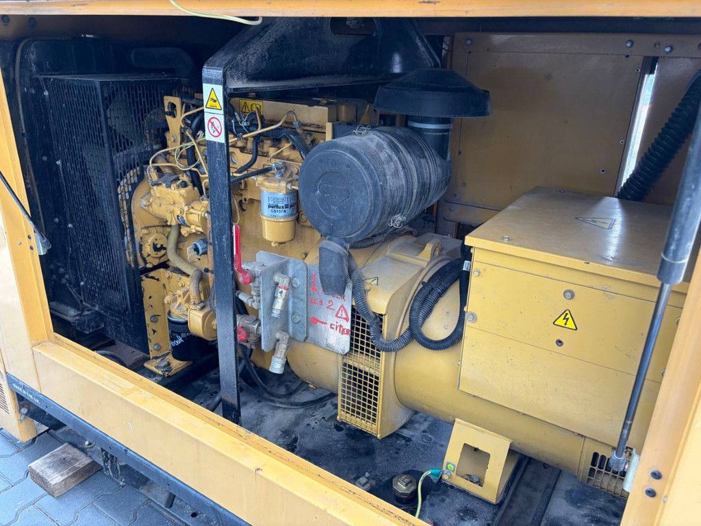 Generator Olympian GEP83-3 Diesel 75kVA 2004
