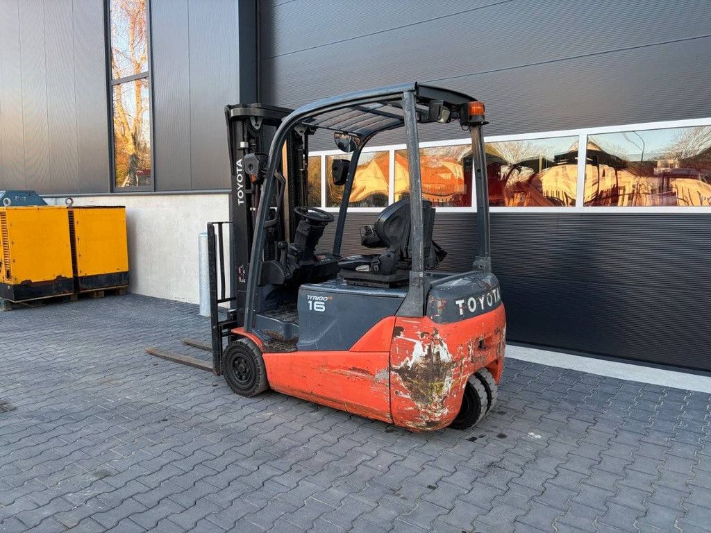 Toyota 8FBET16 Electric Forklift 1600kg 4.7m 2015