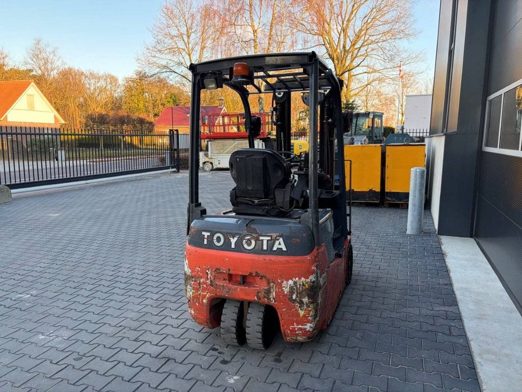 Toyota 8FBET16 Electric Forklift 1600kg 4.7m 2015