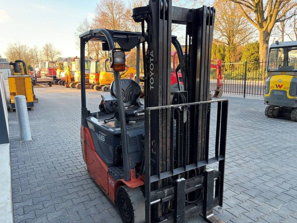Toyota 8FBET16 Electric Forklift 1600kg 4.7m 2015