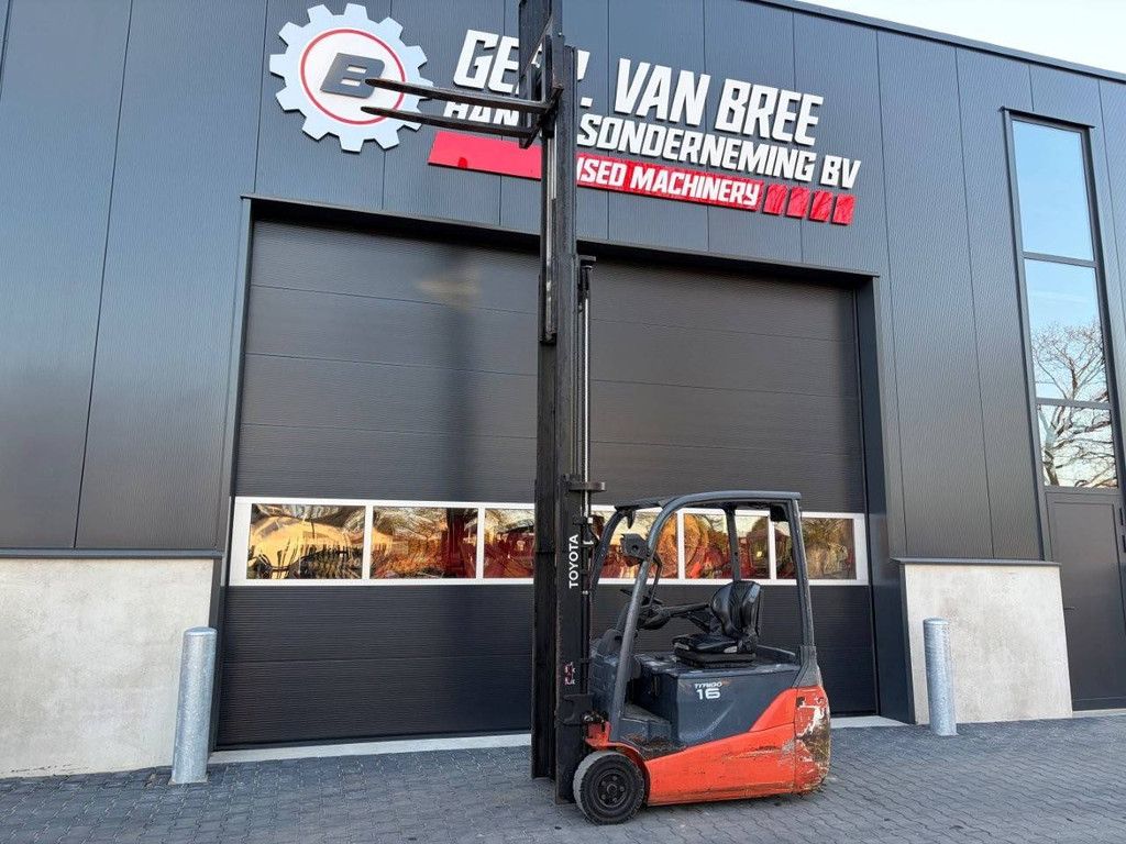 Toyota 8FBET16 Electric Forklift 1600kg 4.7m 2015