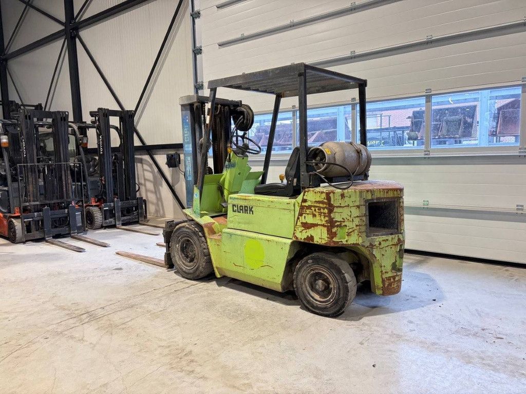 Forklift Clark GPM 25 N LPG 2500kg
