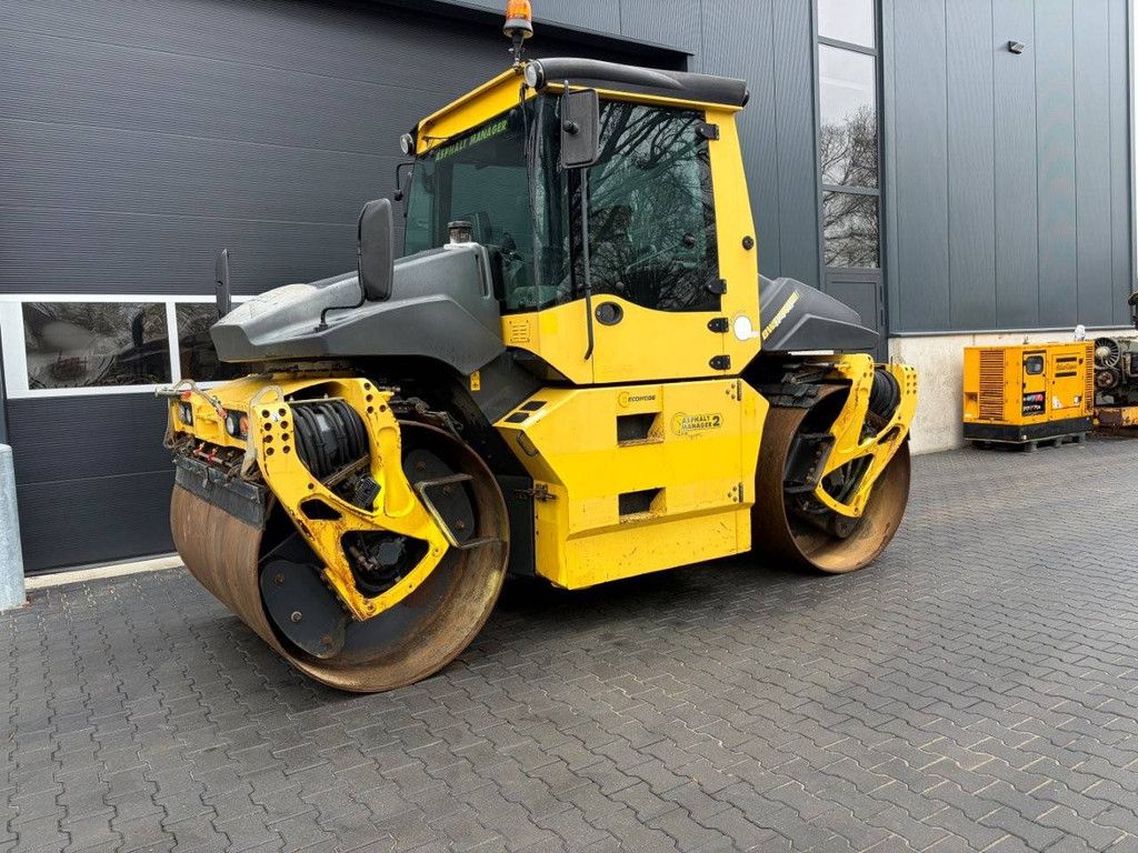 Compactor Bomag BW 174 AP-4i AM Diesel 2017