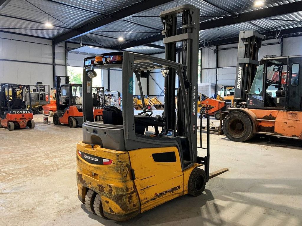 Gabelstapler Jungheinrich EFG 218k Elektro 1800kg 7m 2019