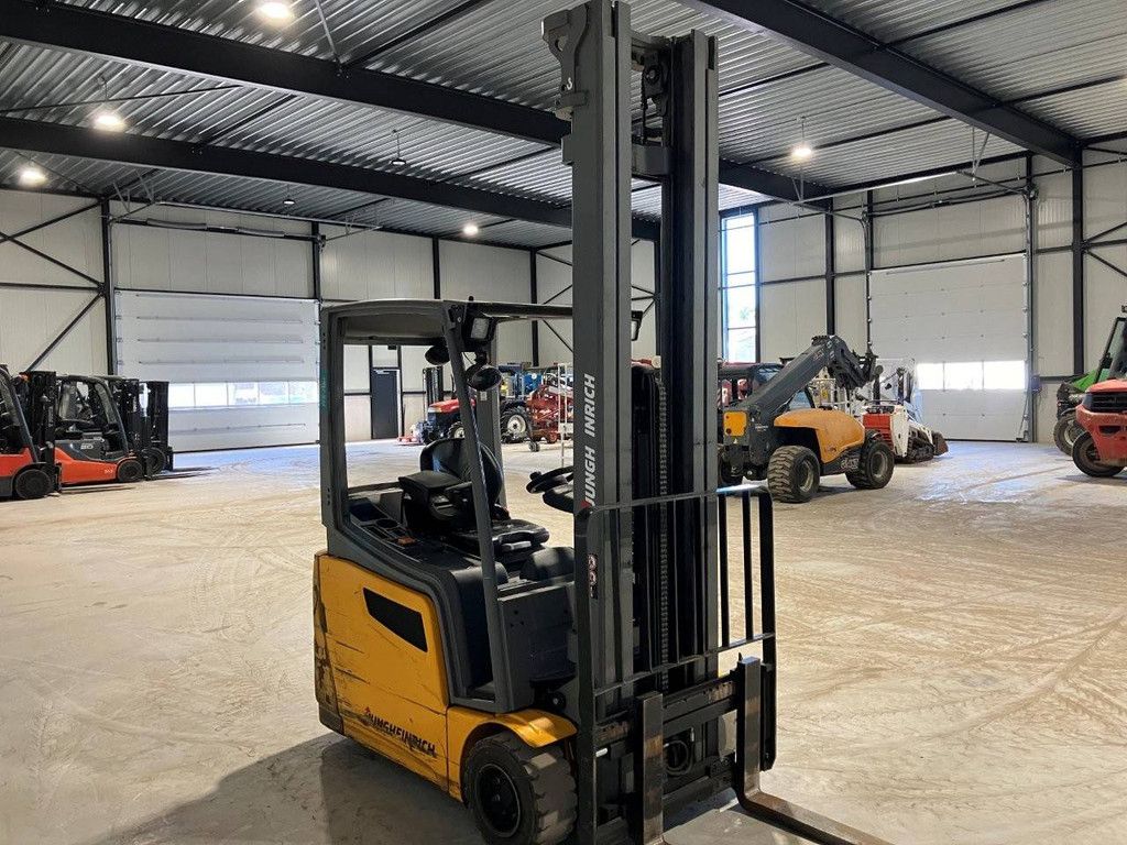 Gabelstapler Jungheinrich EFG 218k Elektro 1800kg 7m 2019