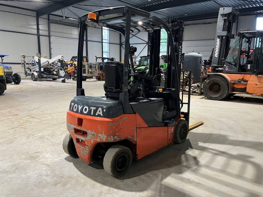 Heftruck Toyota 8FBM16T Elektrisch 1600kg 5.5m 2017