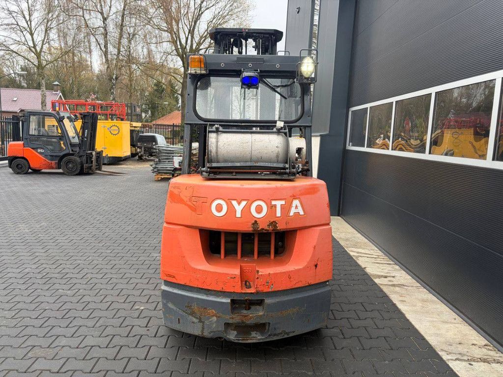 Forklift Toyota 7FGCU35 LPG 3500kg 6m 2012