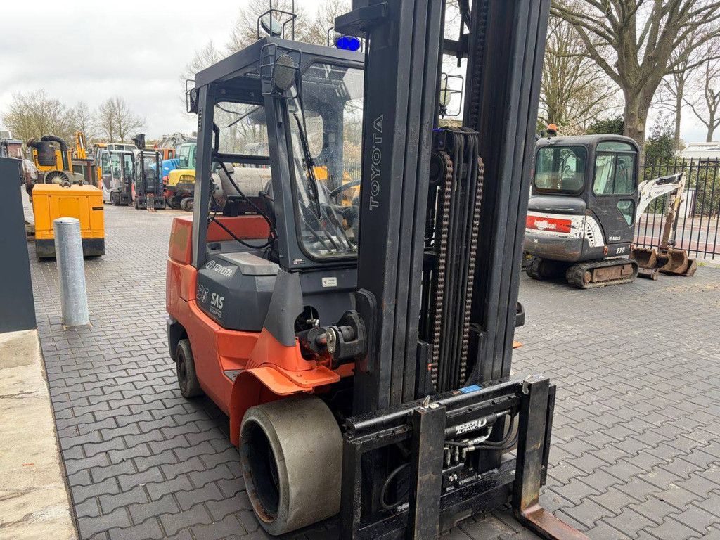 Forklift Toyota 7FGCU35 LPG 3500kg 6m 2012